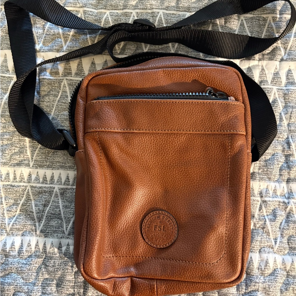 Fossil Brown Leather Messenger Bag with Adjustable Strap